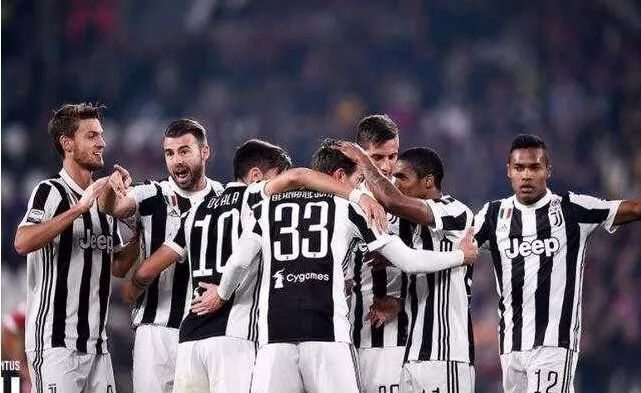 阿斯：皇马高层关注到教练组和球员脱节，他们希望球队反弹（阿斯：皇马高层察觉教练组与球员脱节，盼球队尽快反弹）