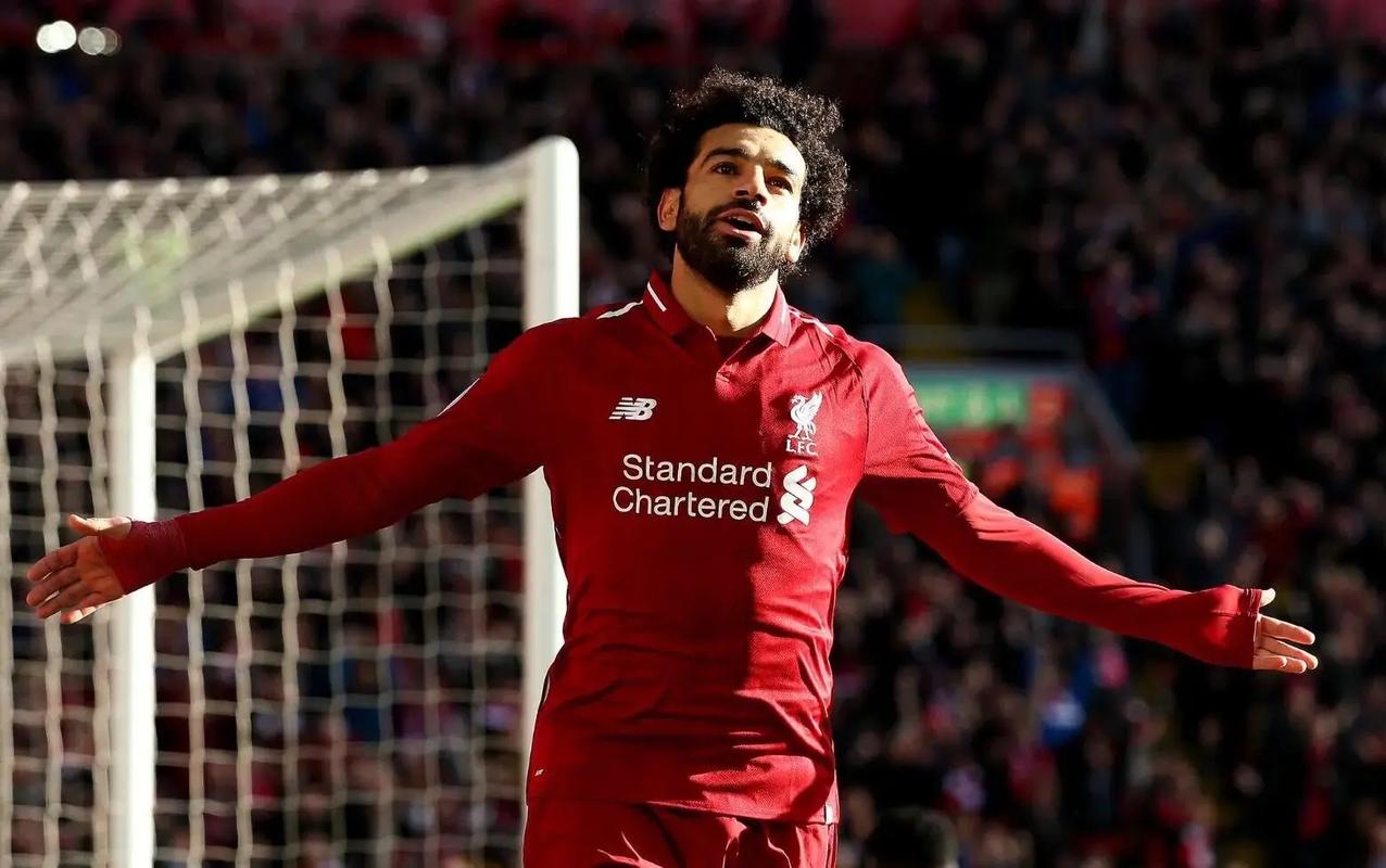 波兰主帅：要帮扎莱夫斯基找回状态；我觉得莱万还没决定未来（波兰主帅：将助扎莱夫斯基重拾状态；我认为莱万的未来尚未定夺）