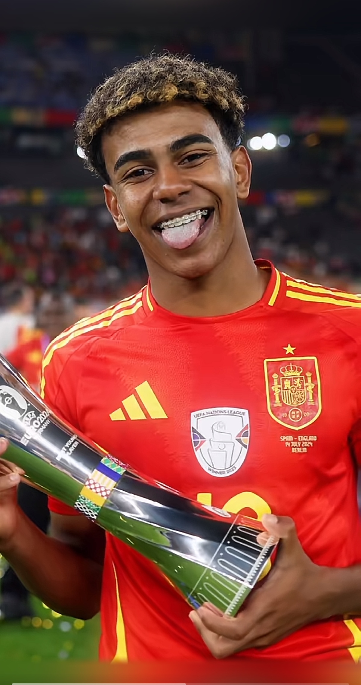 海港vs首尔：2外援PK4外援，蒯纪闻、张琳芃先发，林加德出战（海港对阵首尔：2外援迎战4外援，蒯纪闻张琳芃首发，林加德登场）